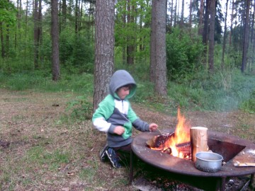 Am Lagerfeuer